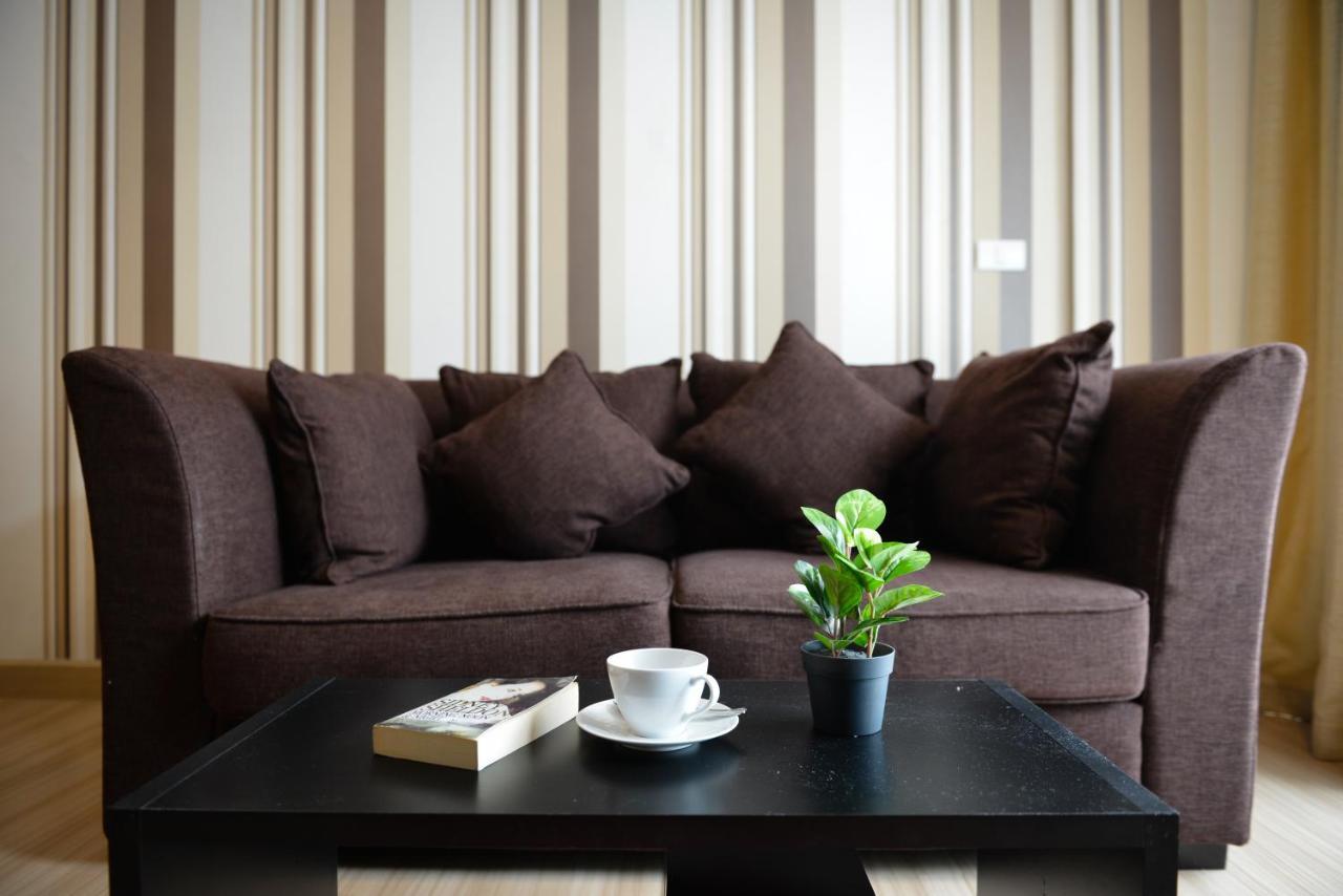 Ramada By Wyndham Bangkok Ten Ekamai Residences Екстериор снимка