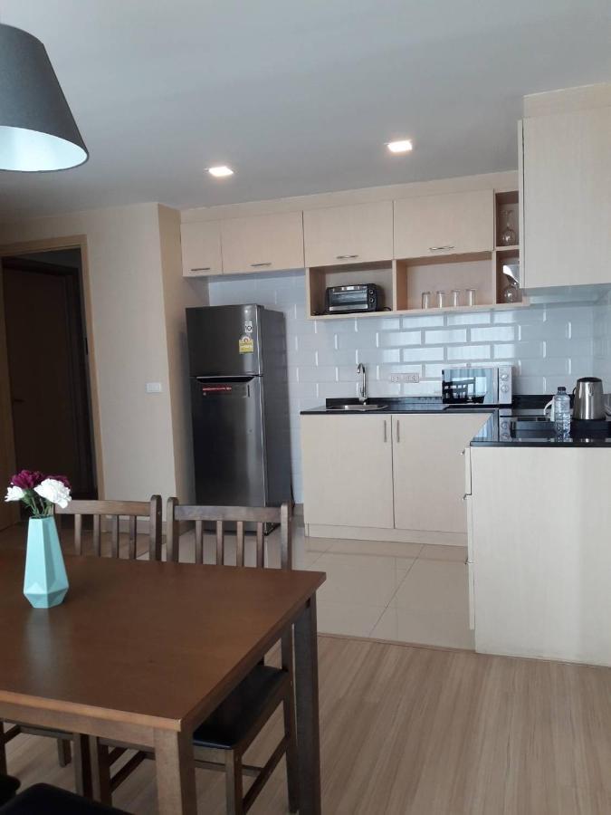 Ramada By Wyndham Bangkok Ten Ekamai Residences Екстериор снимка